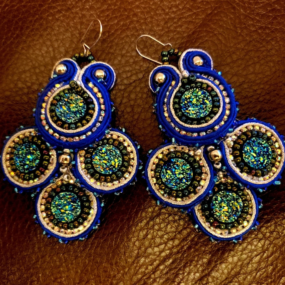 "Peacock paradise" handmade dangle earrings